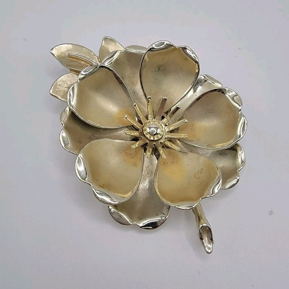 Gold Tone Coro Flower Floral Brooch Pin‎ 3.5 Inches Long Matte Shiny Textured